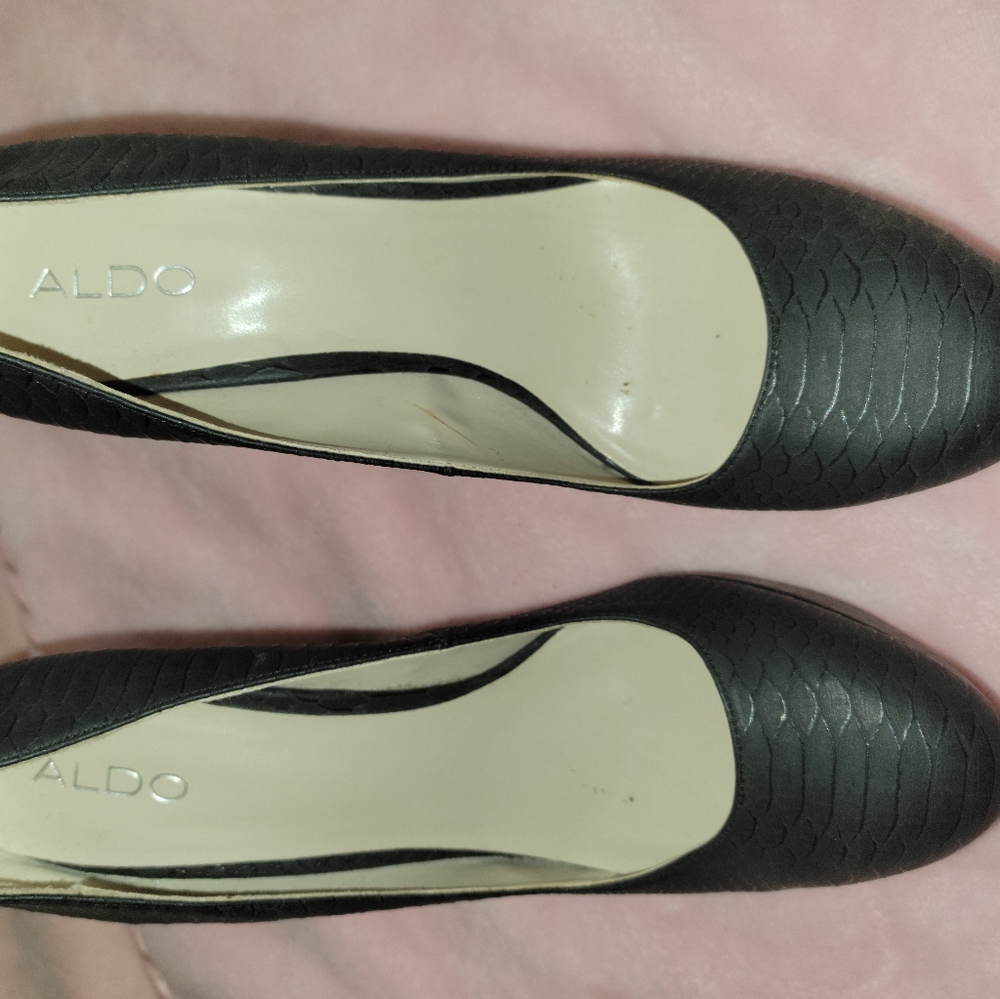 BLACK SNAKE SKIN PRINT PLATFORM HEELS, ALDO 10